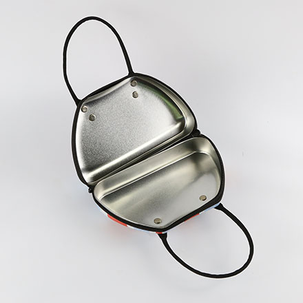 Design Color Special-shaped Tin With Lid